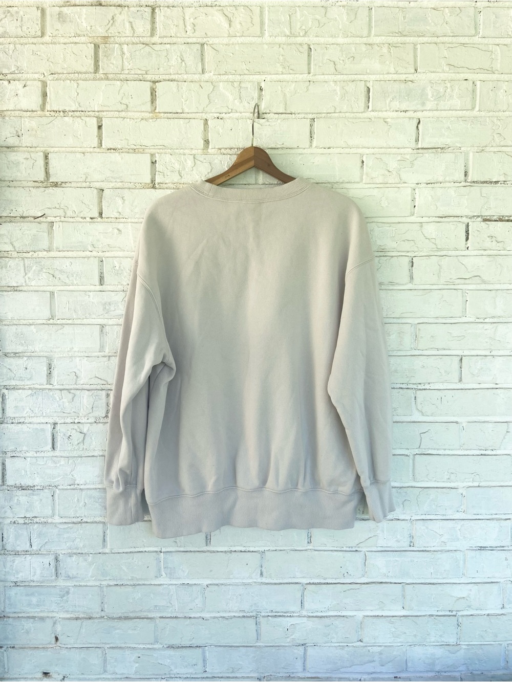 Nike Women’s Crewneck Sweatshirt - Picture 3 of 7